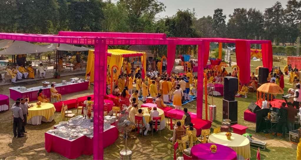Best Western Resort Country Club Gurgaon Facilities photo
